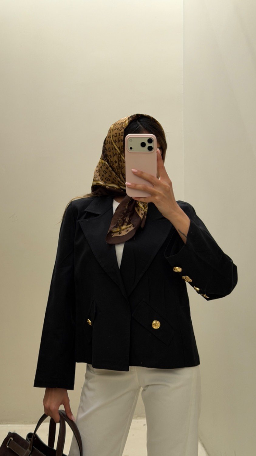 مانتو مشکی